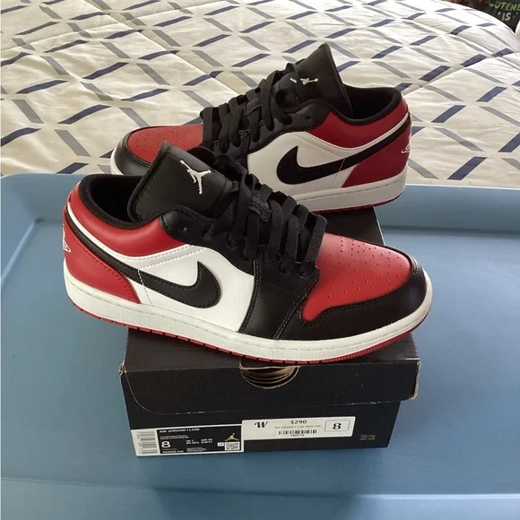 Nike Air Jordan Low 'Bred Toe' - Black and Red - Picture 4 of 6